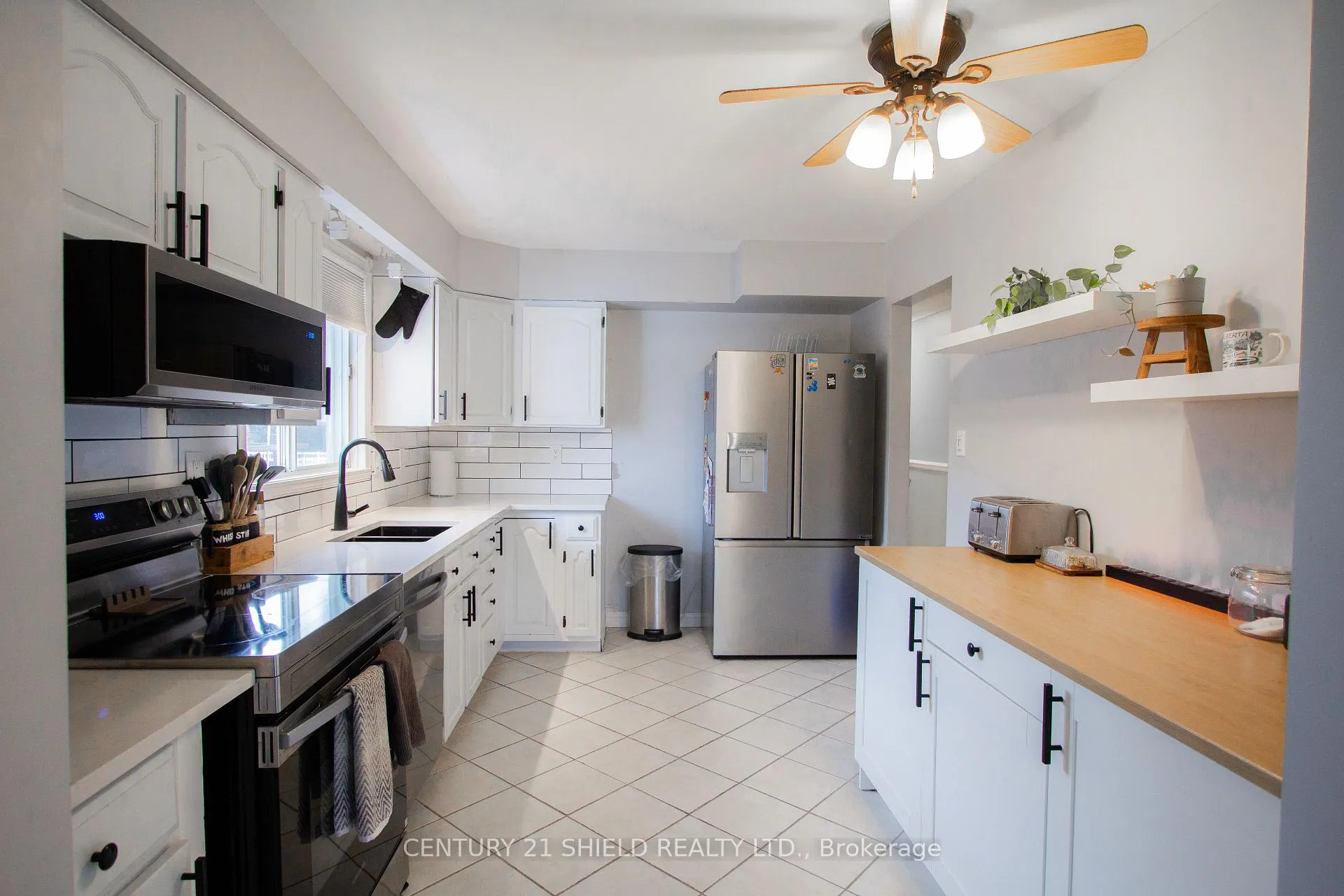 Photo 8 of 771 Laflin Avenue, Cornwall — HOMEH