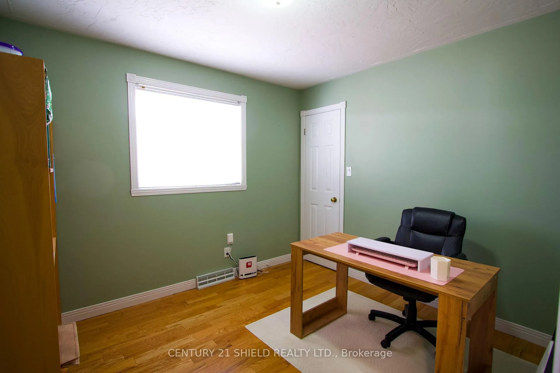 Photo 15 of 771 Laflin Avenue, Cornwall — HOMEH