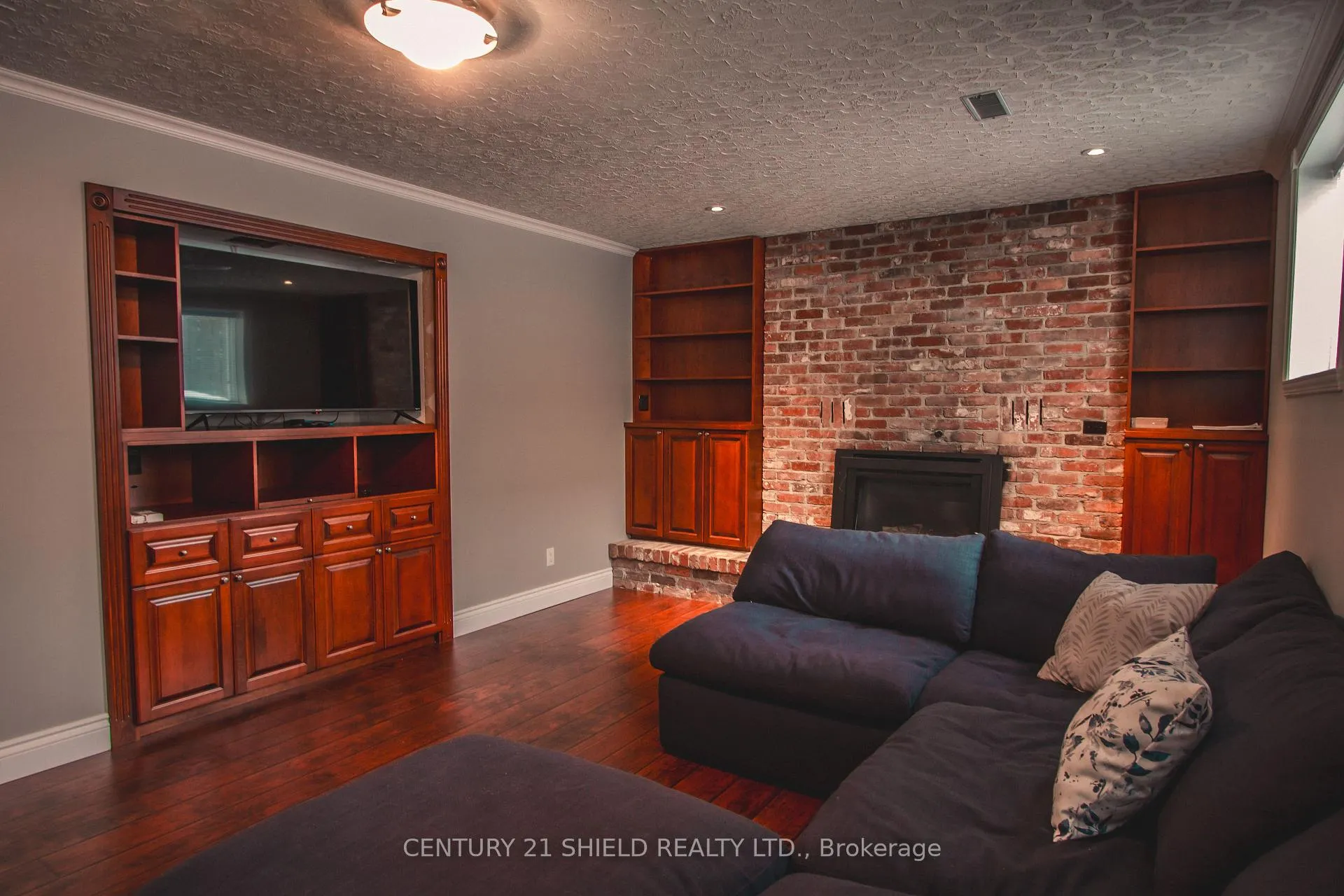 Photo 18 of 771 Laflin Avenue, Cornwall — HOMEH
