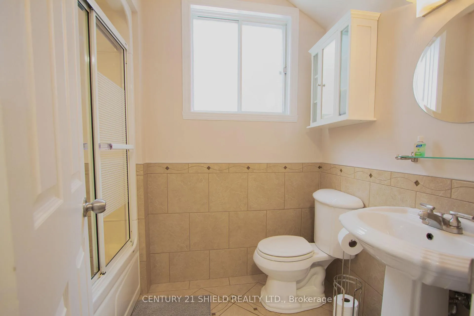 Photo 19 of 771 Laflin Avenue, Cornwall — HOMEH