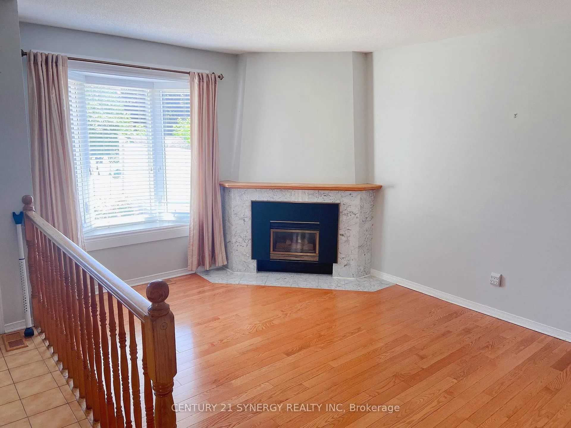 Photo 7 of 3457 Wyman Crescent, Ottawa, Windsor Park Village — HOMEH