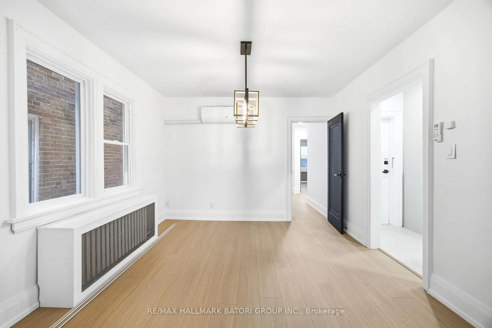 Photo 8 of Unit Main, 70 Burnaby Boulevard, Toronto, Lawrence Park South — HOMEH