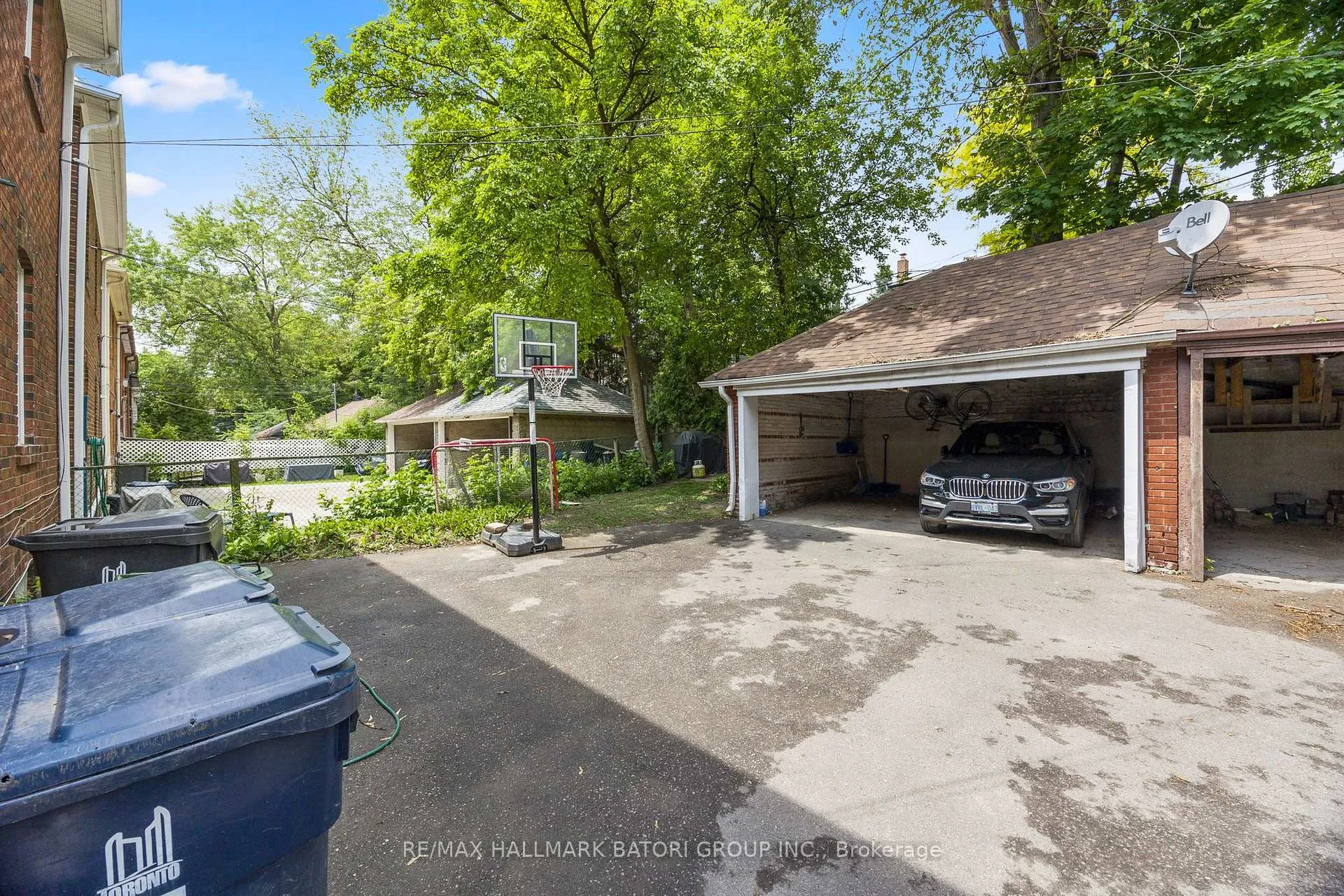 Photo 18 of Unit Main, 70 Burnaby Boulevard, Toronto, Lawrence Park South — HOMEH