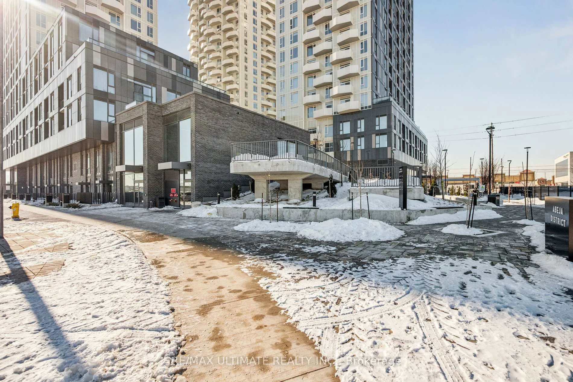 Photo 2 of Unit 723, 498 Caldari Road, Vaughan, Concord — HOMEH
