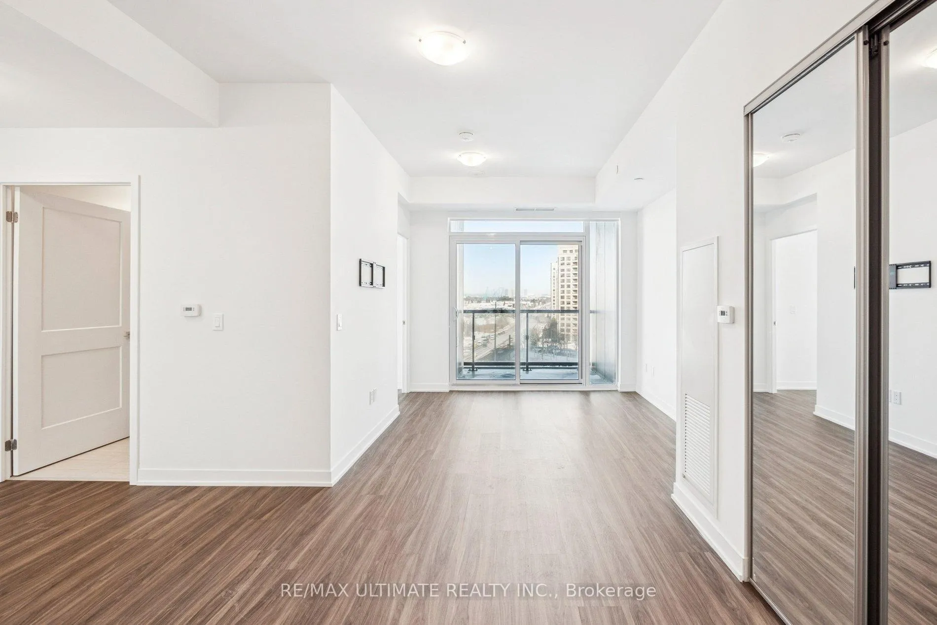 Photo 9 of Unit 723, 498 Caldari Road, Vaughan, Concord — HOMEH