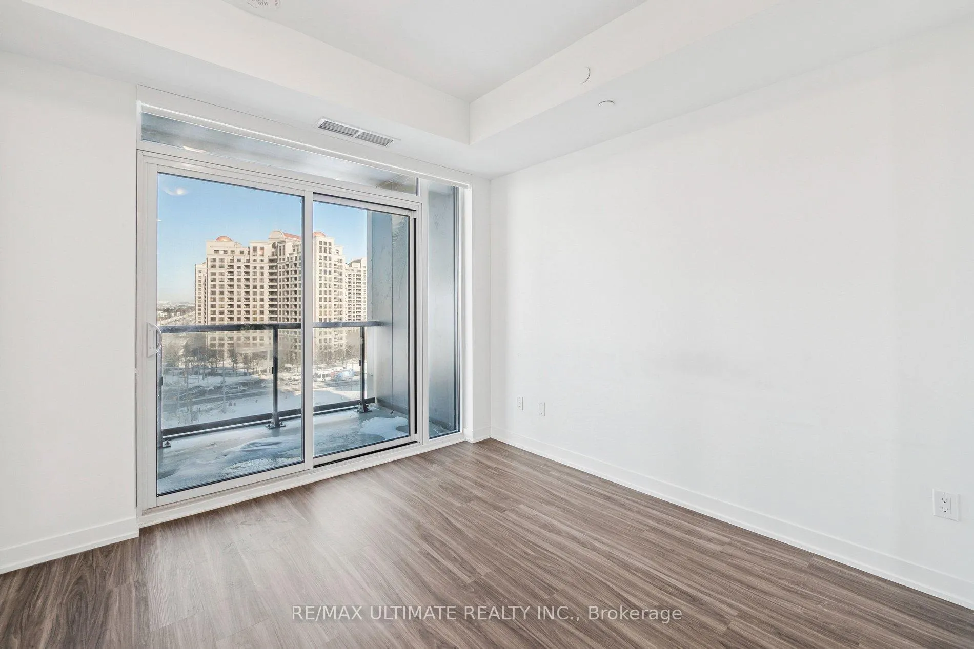 Photo 11 of Unit 723, 498 Caldari Road, Vaughan, Concord — HOMEH