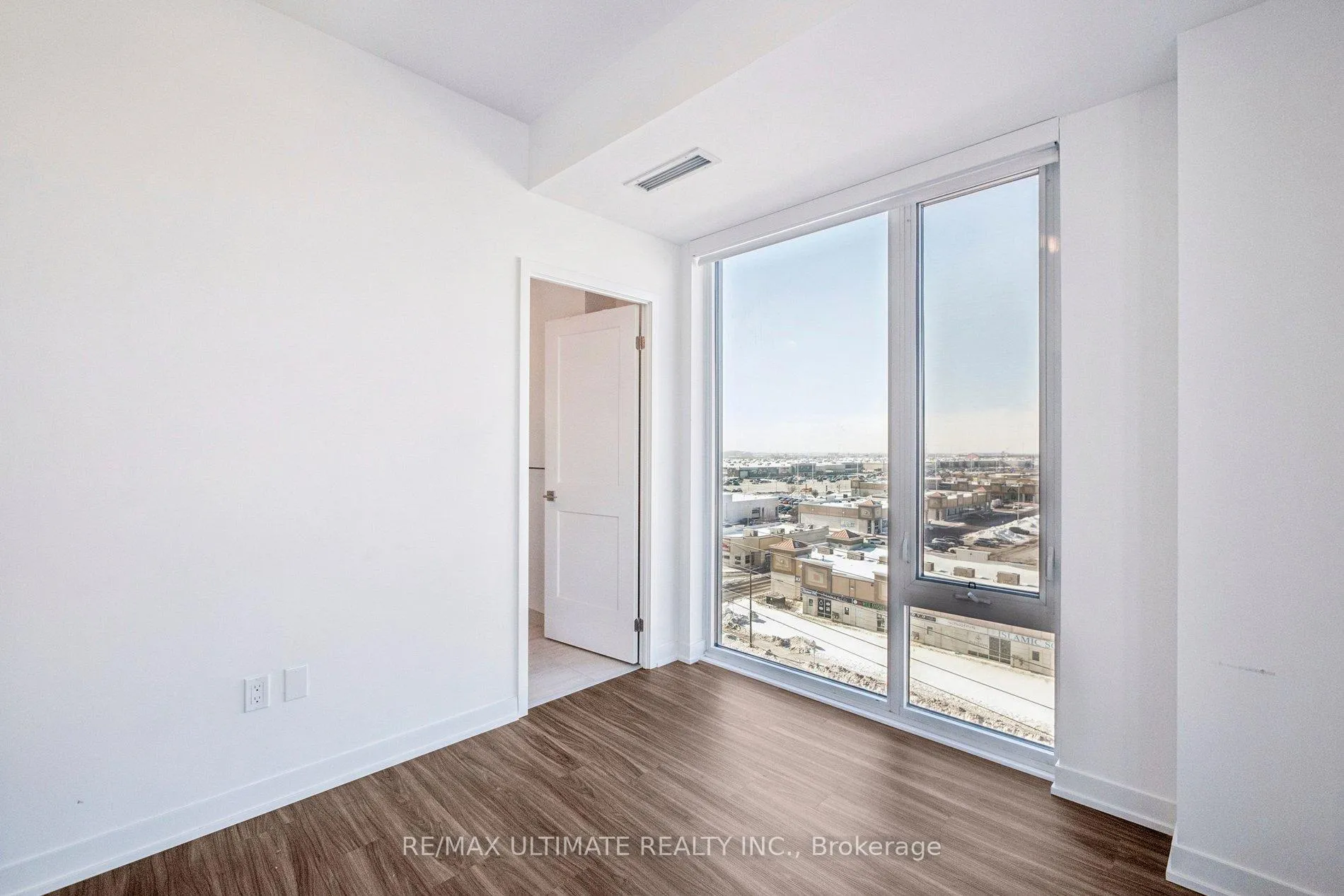 Photo 18 of Unit 723, 498 Caldari Road, Vaughan, Concord — HOMEH