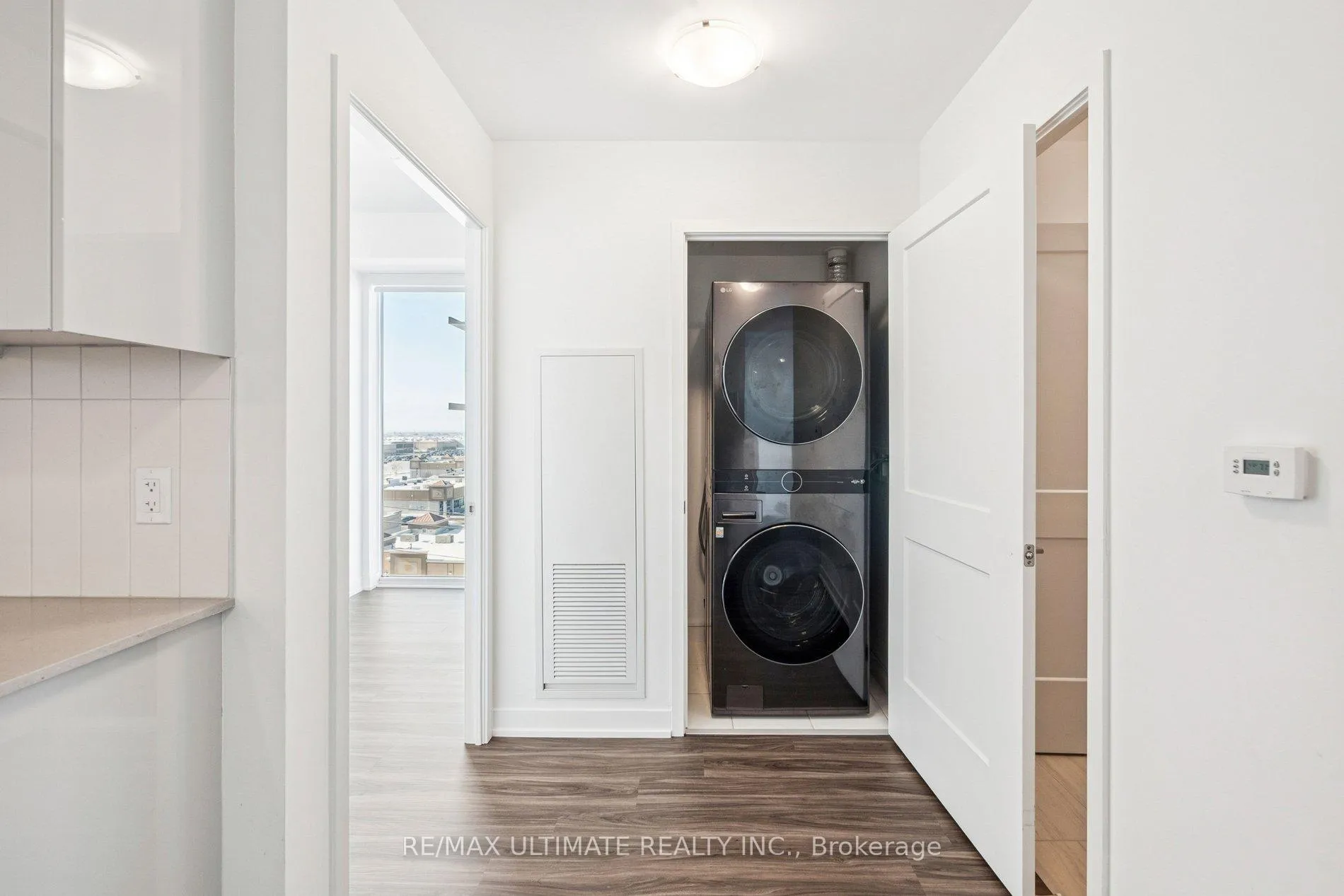 Photo 23 of Unit 723, 498 Caldari Road, Vaughan, Concord — HOMEH