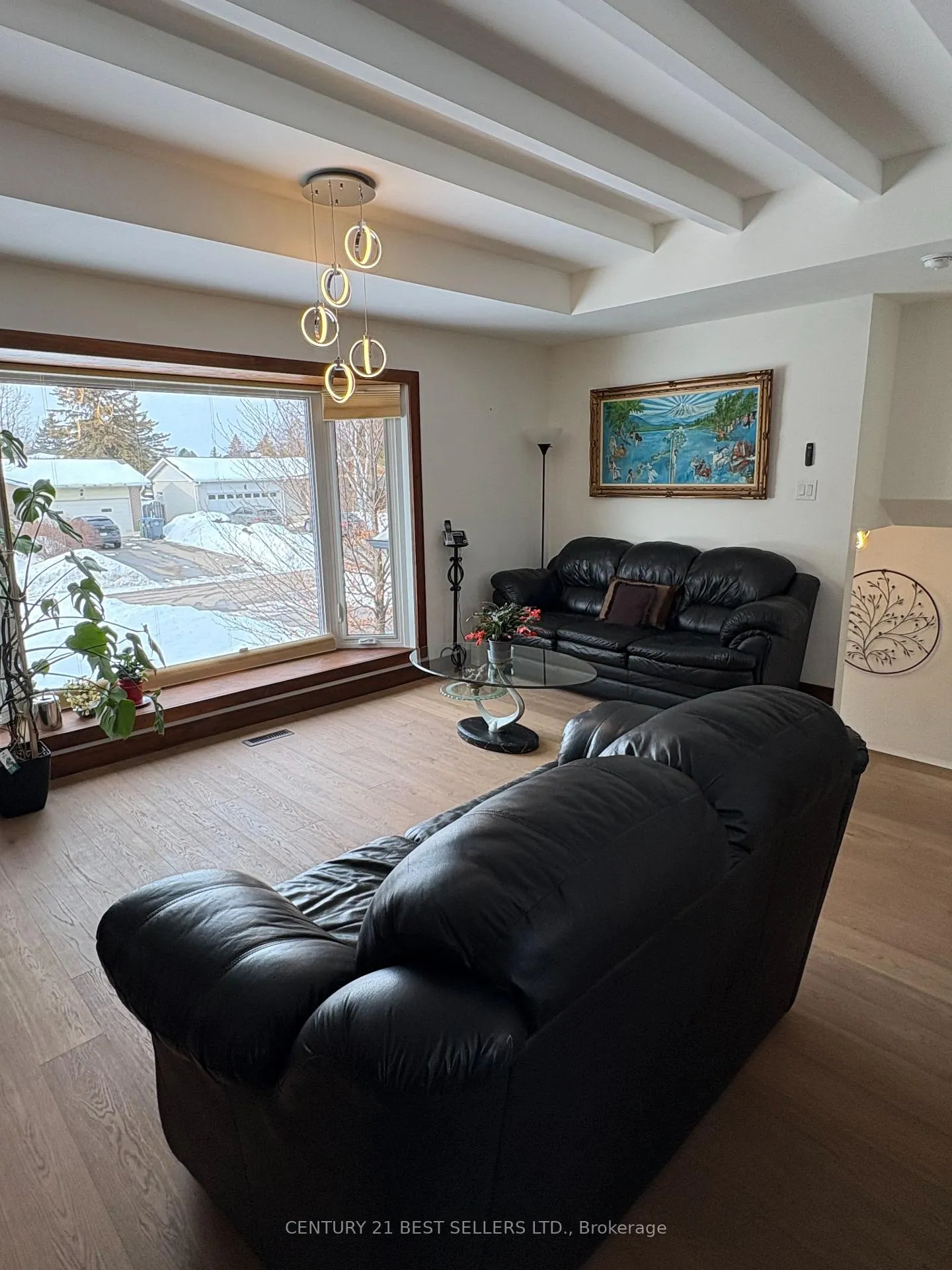 Photo 12 of 126 Mellow Crescent, Caledon, Bolton East — HOMEH