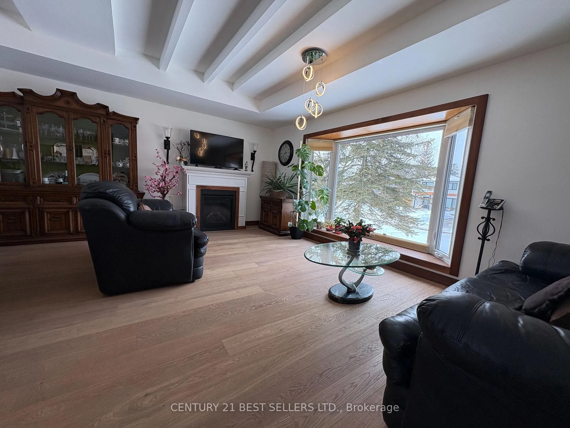 Photo 13 of 126 Mellow Crescent, Caledon, Bolton East — HOMEH