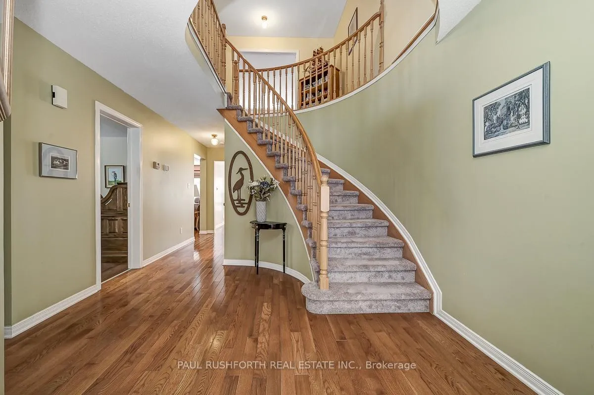 Photo 5 of 9 Sherk Crescent, Ottawa, Kanata - Kanata Lakes/Heritage Hills — HOMEH