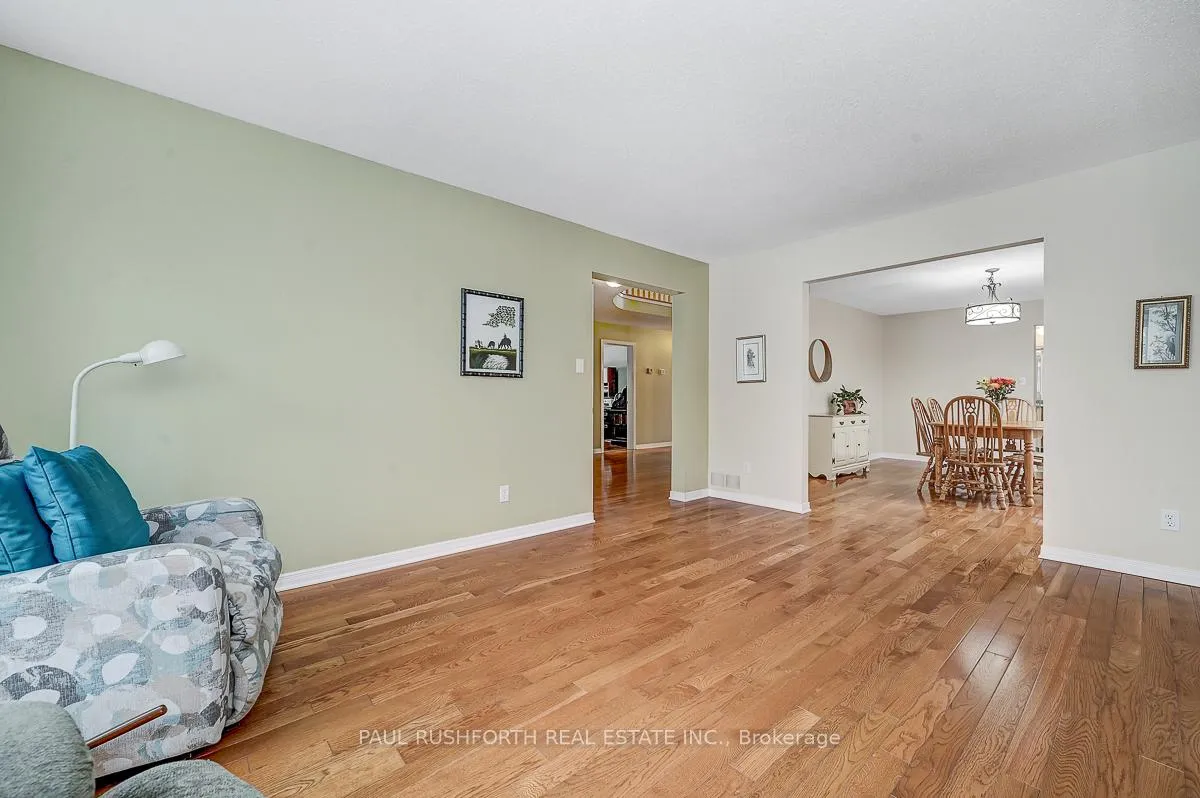 Photo 7 of 9 Sherk Crescent, Ottawa, Kanata - Kanata Lakes/Heritage Hills — HOMEH