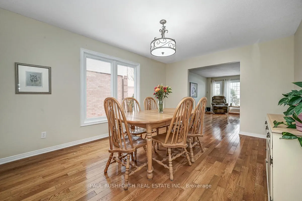 Photo 9 of 9 Sherk Crescent, Ottawa, Kanata - Kanata Lakes/Heritage Hills — HOMEH