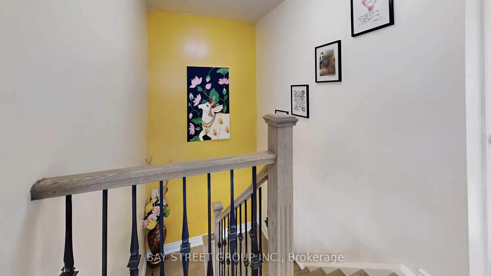 Photo 18 of 20 Camberley Crescent, Brampton, Brampton North — HOMEH