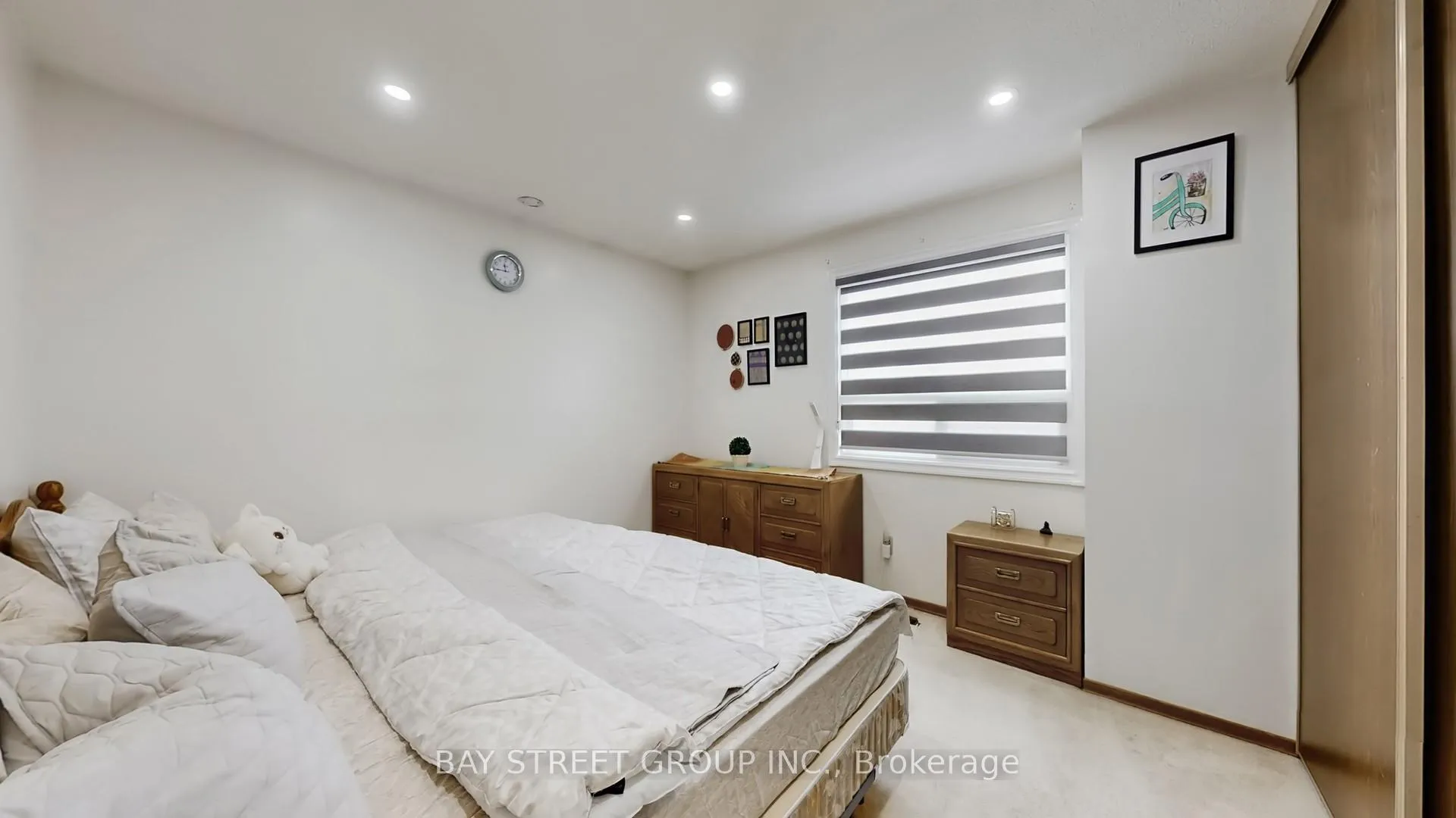 Photo 21 of 20 Camberley Crescent, Brampton, Brampton North — HOMEH