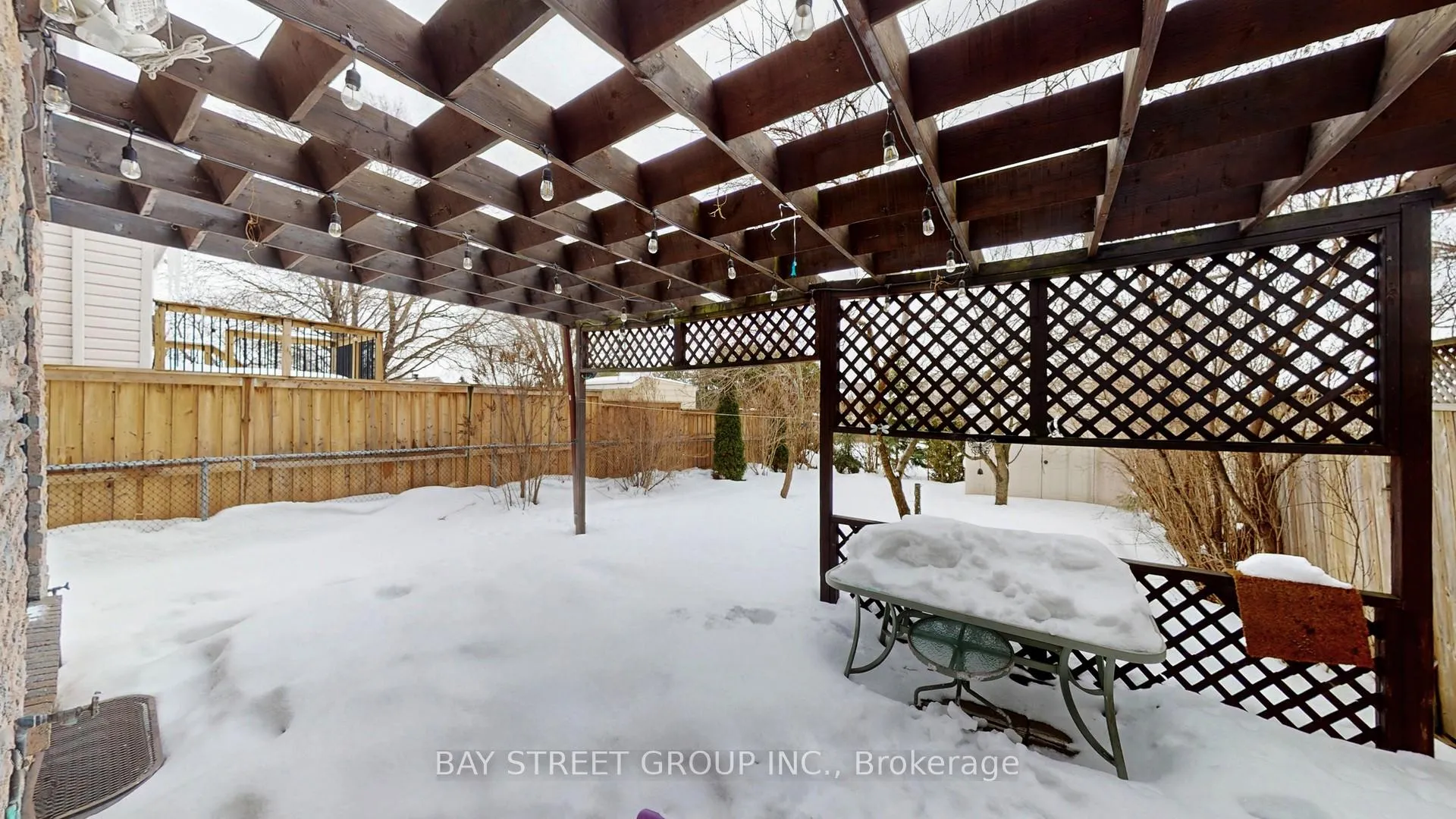 Photo 35 of 20 Camberley Crescent, Brampton, Brampton North — HOMEH
