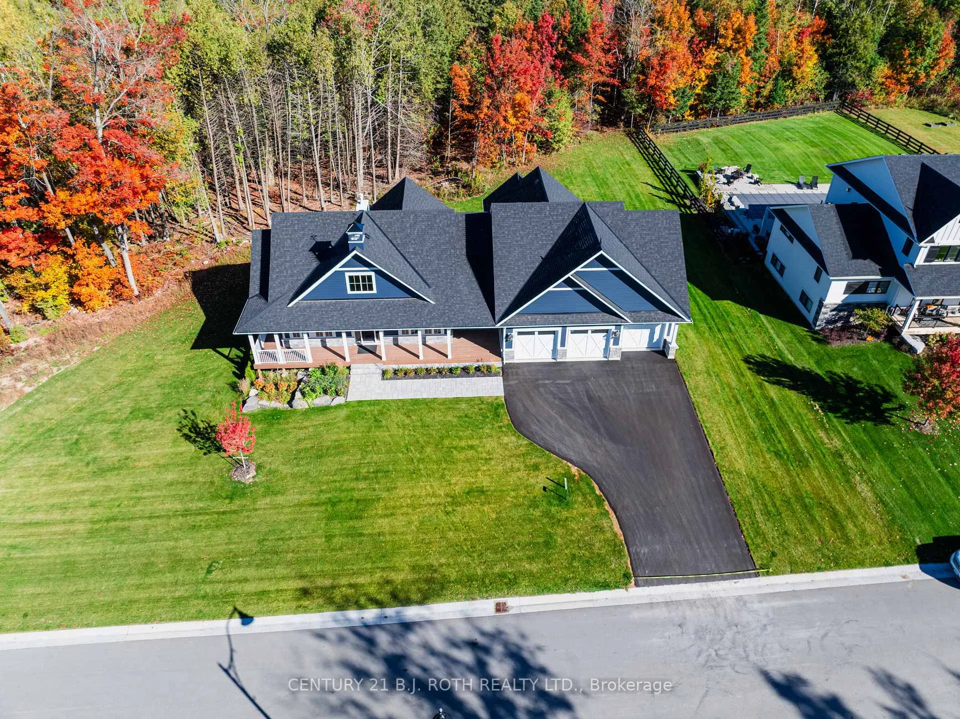 Photo 48 of 66 Thoroughbred Drive, Oro-Medonte, Rural Oro-Medonte — HOMEH