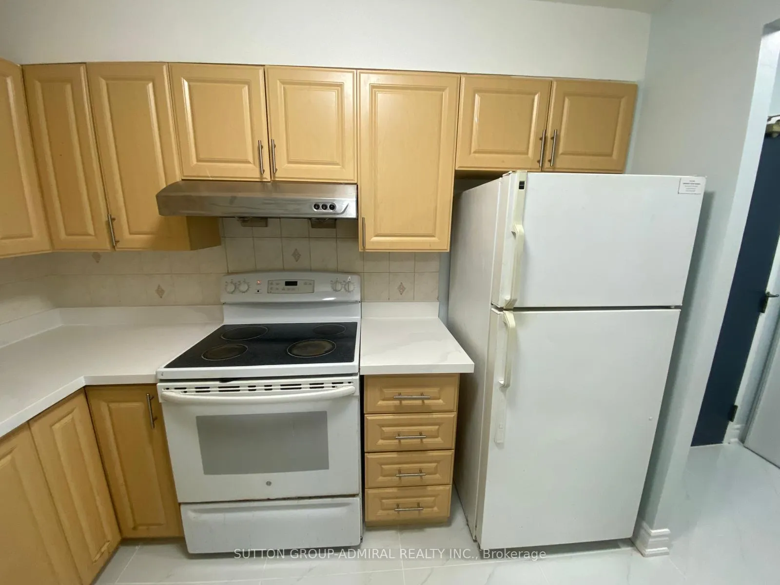 Front of Unit 511, 330 McCowan Road