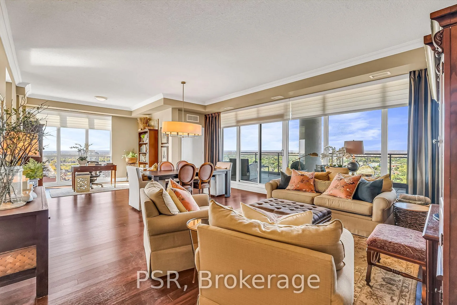 Photo 2 of Unit 2603, 100 John Street, Brampton, Downtown Brampton — HOMEH