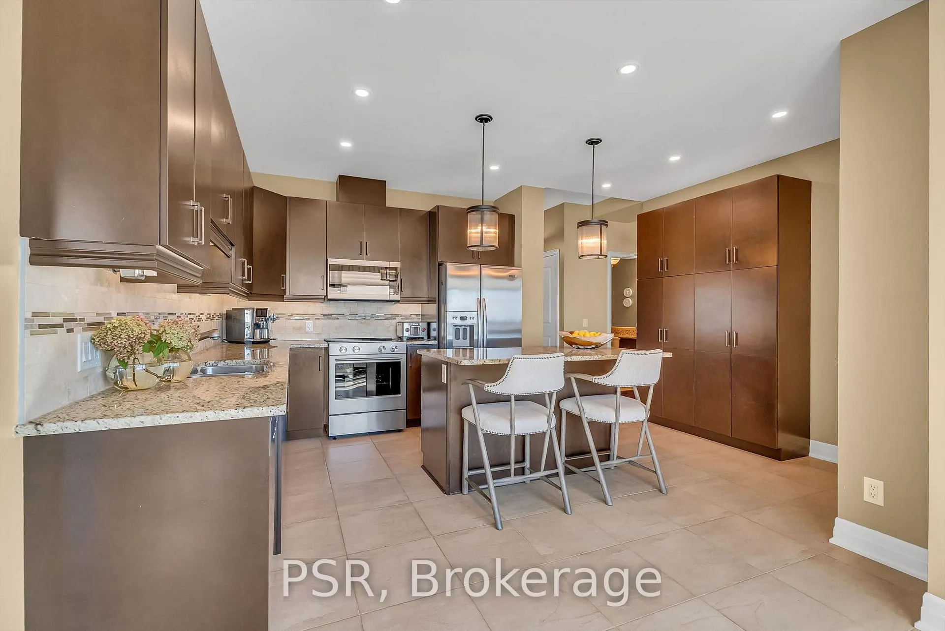 Photo 12 of Unit 2603, 100 John Street, Brampton, Downtown Brampton — HOMEH