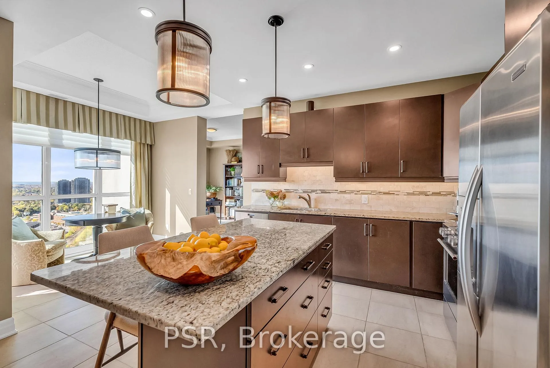 Photo 13 of Unit 2603, 100 John Street, Brampton, Downtown Brampton — HOMEH