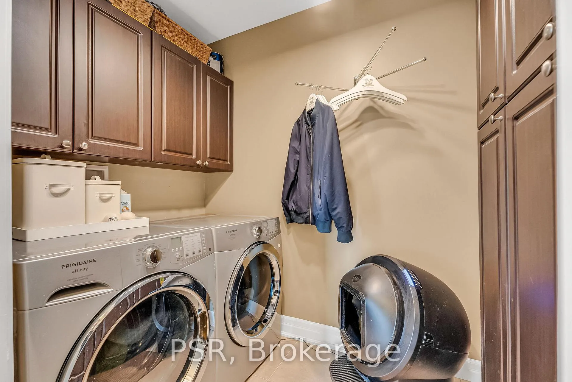Photo 24 of Unit 2603, 100 John Street, Brampton, Downtown Brampton — HOMEH
