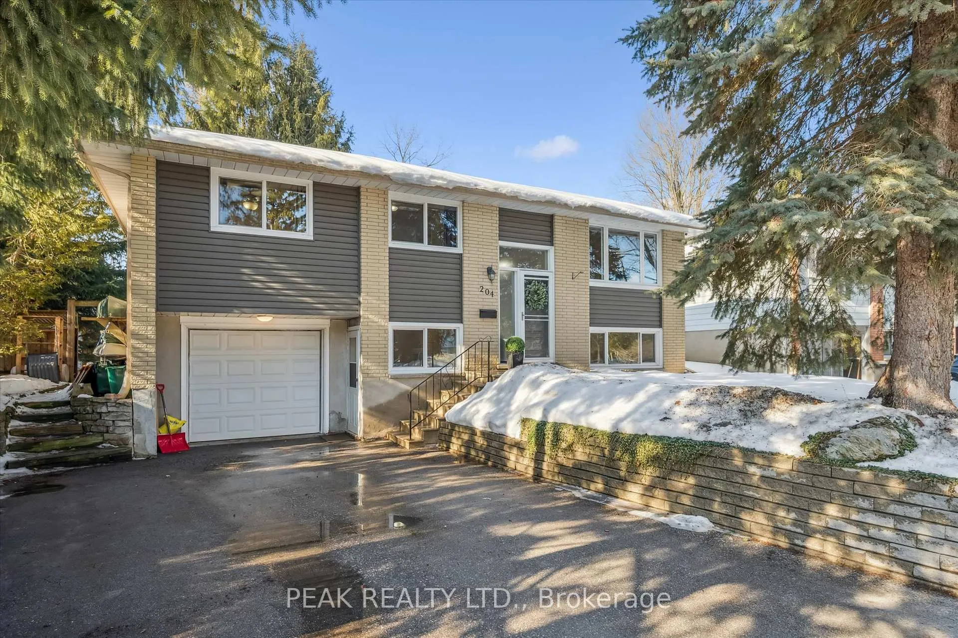Photo 1 of 204 Cedarbrae Avenue, Waterloo — HOMEH