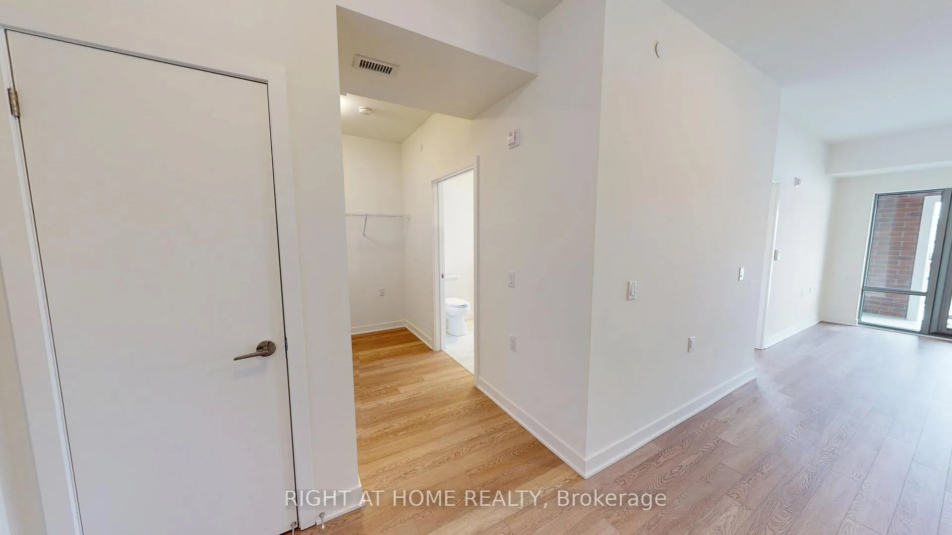 Photo 4 of Unit 409, 51 Clarington Boulevard, Clarington, Bowmanville — HOMEH