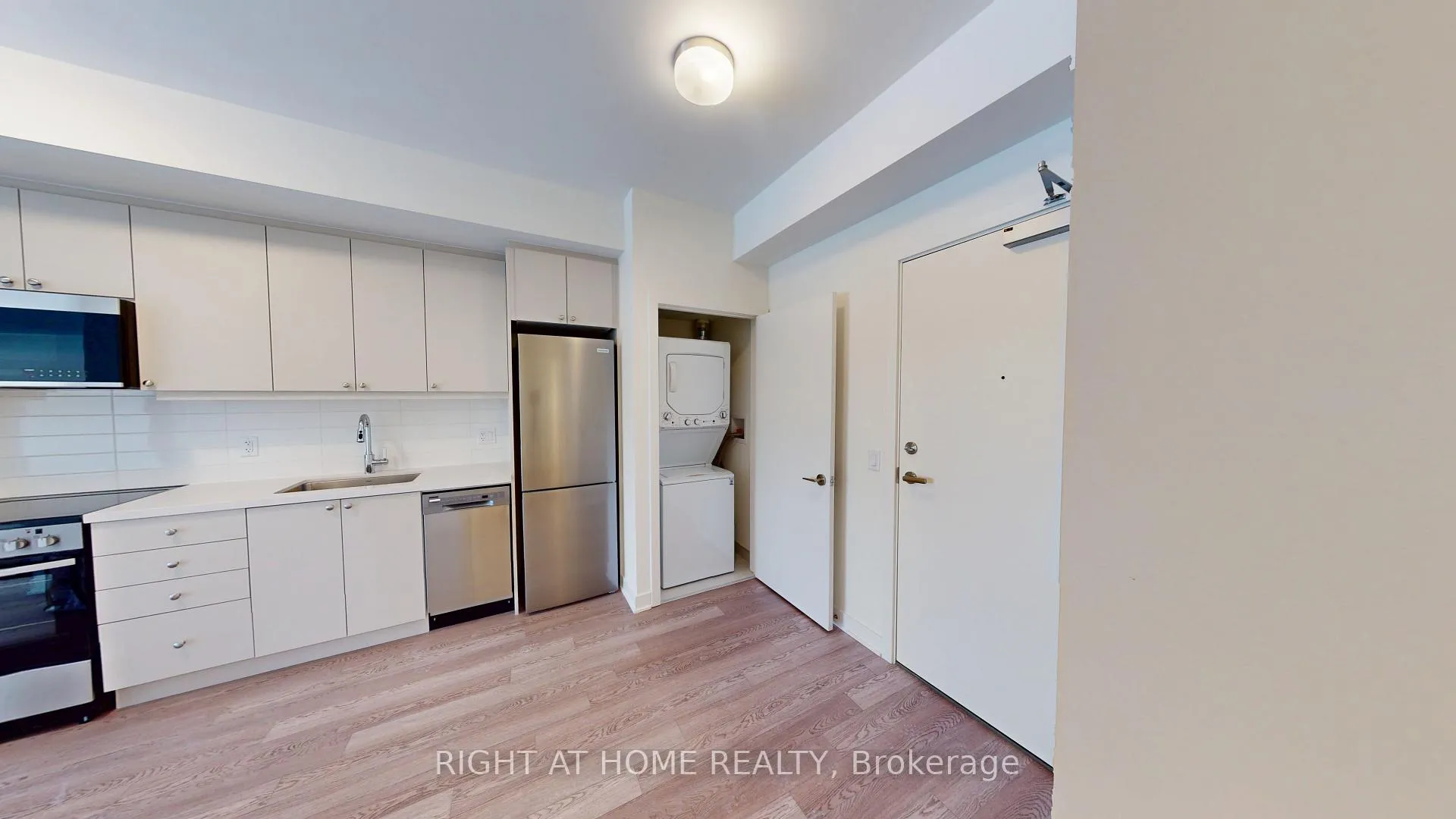 Photo 26 of Unit 409, 51 Clarington Boulevard, Clarington, Bowmanville — HOMEH