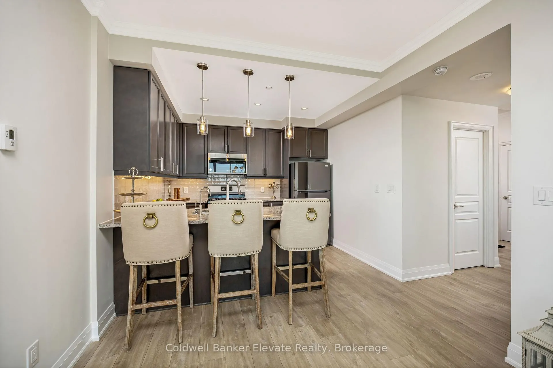 Photo 19 of Unit 905, 50 Hall Road, Halton Hills, Georgetown — HOMEH