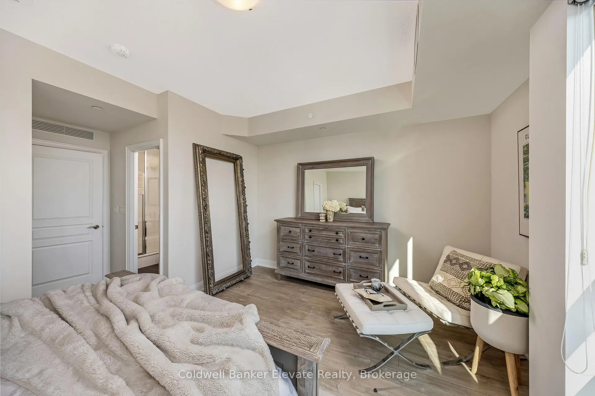 Photo 28 of Unit 905, 50 Hall Road, Halton Hills, Georgetown — HOMEH