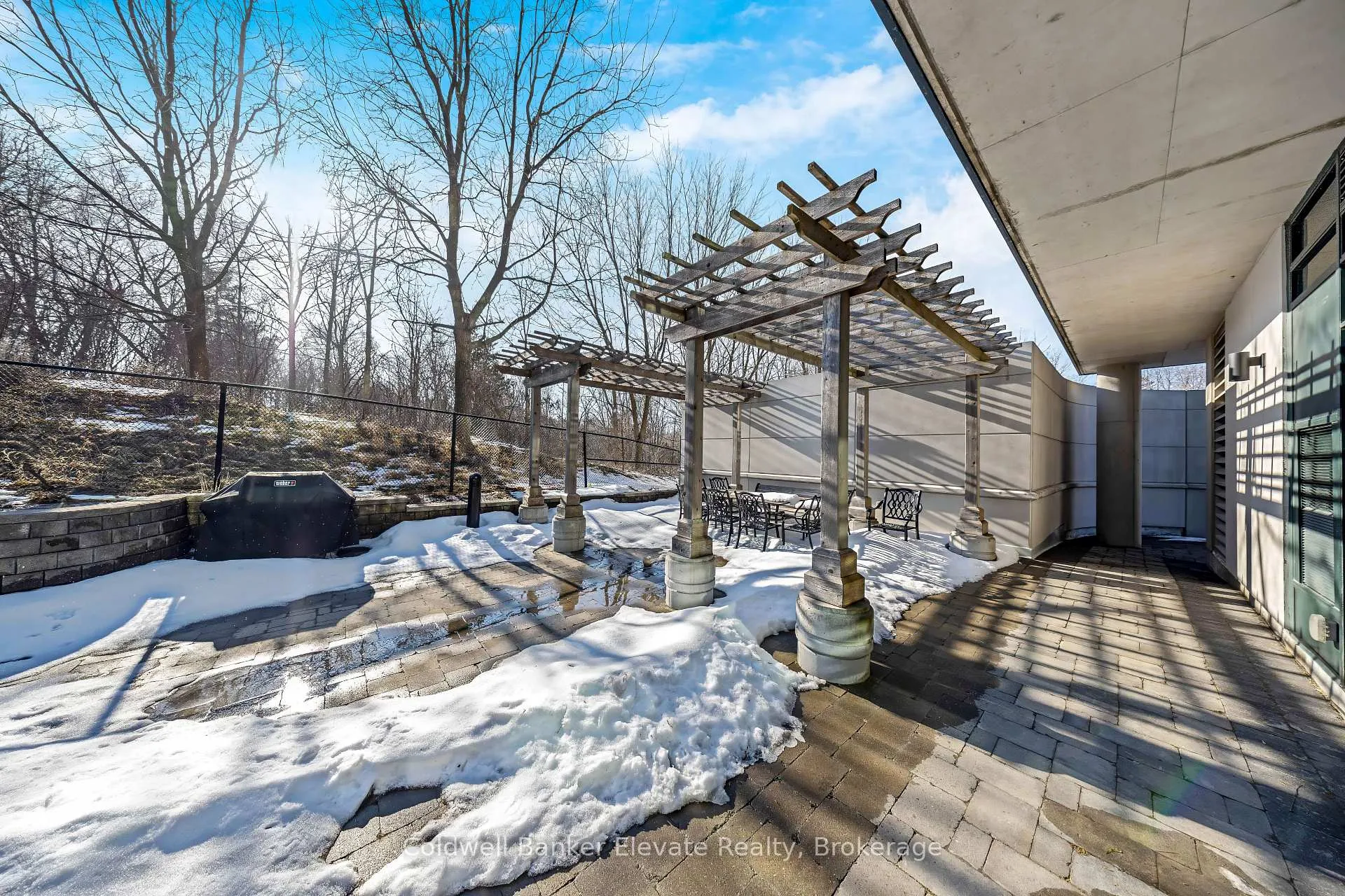 Photo 44 of Unit 905, 50 Hall Road, Halton Hills, Georgetown — HOMEH