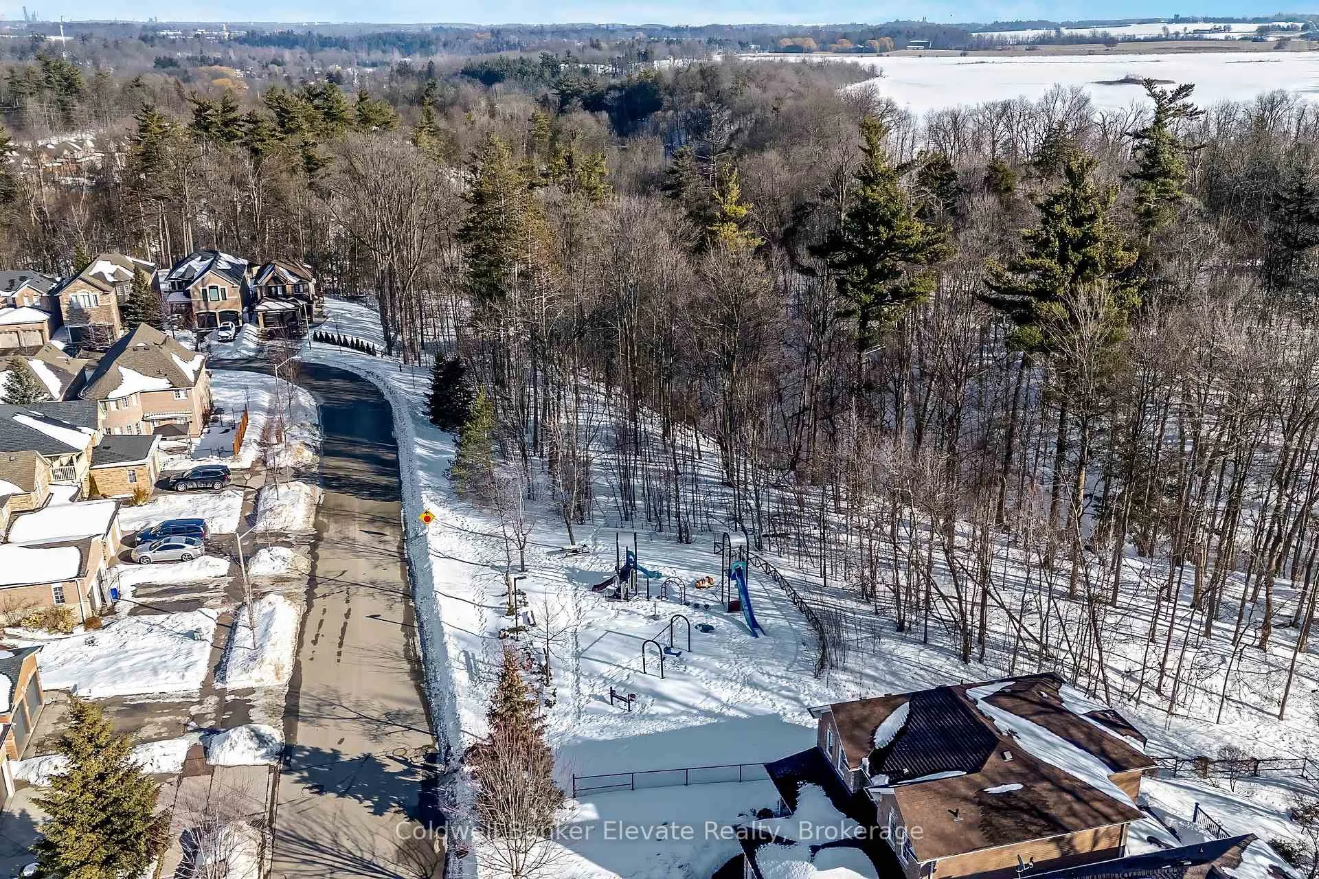 Photo 47 of Unit 905, 50 Hall Road, Halton Hills, Georgetown — HOMEH