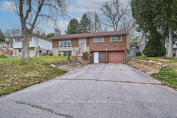 Photo 2 of 45 Beechwood Drive, Peterborough, Monaghan Ward 2 — HOMEH