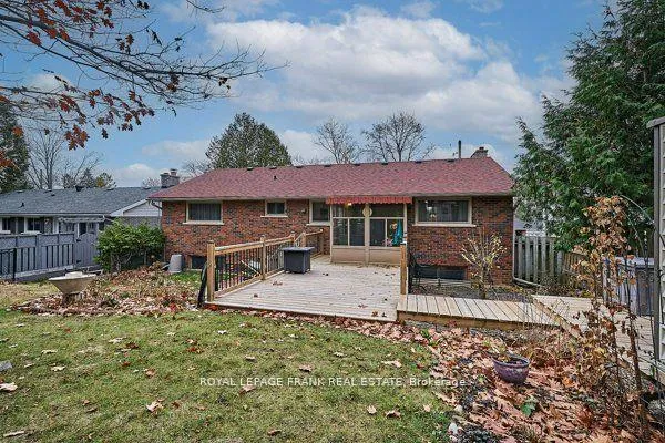 Photo 26 of 45 Beechwood Drive, Peterborough, Monaghan Ward 2 — HOMEH