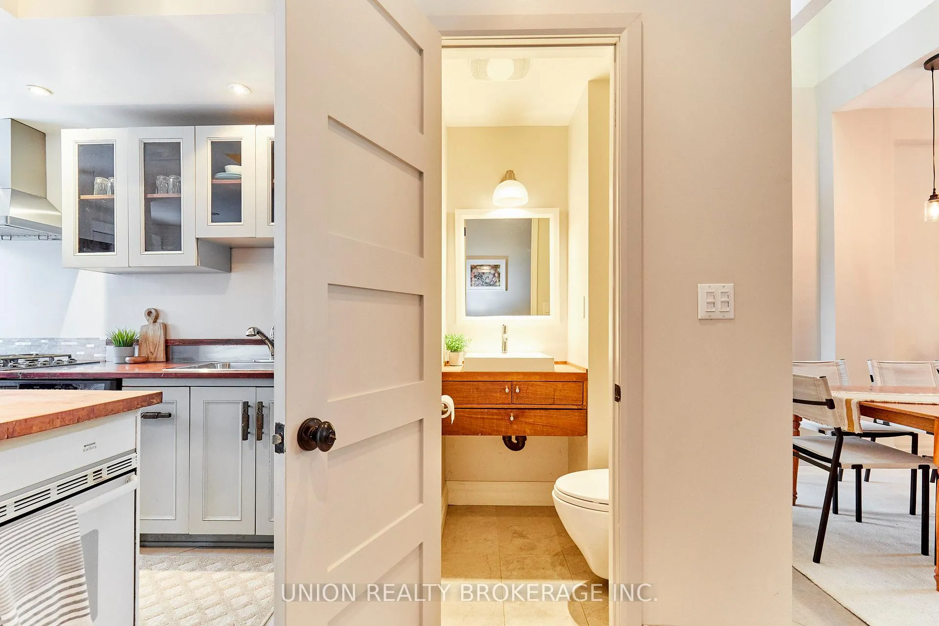Photo 13 of 158 Heward Avenue, Toronto, South Riverdale — HOMEH