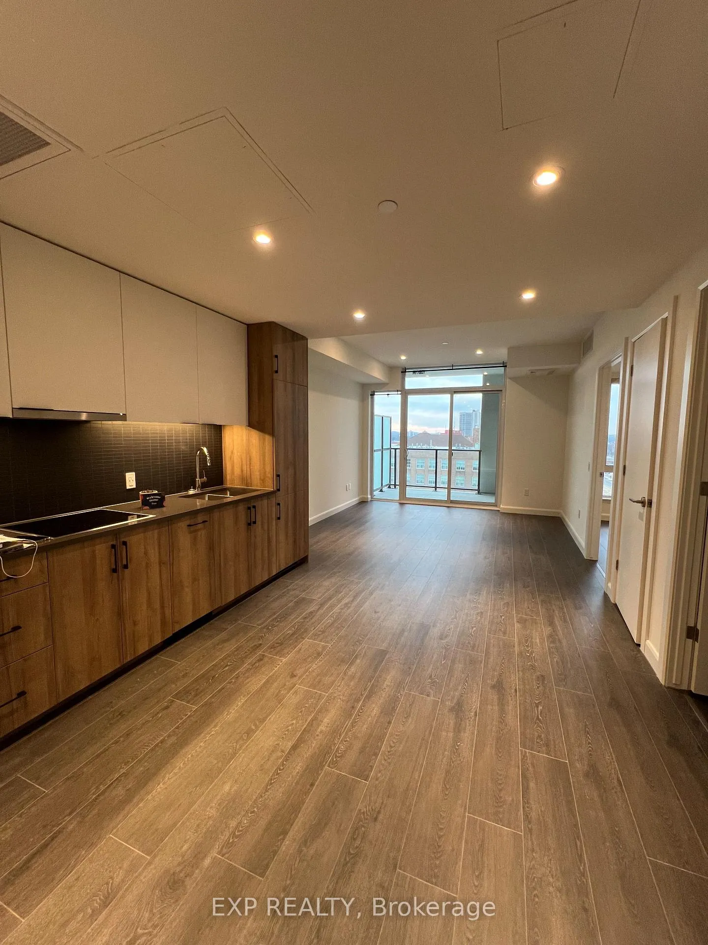 Photo 5 of Unit 705, 741 King Street W, Kitchener — HOMEH
