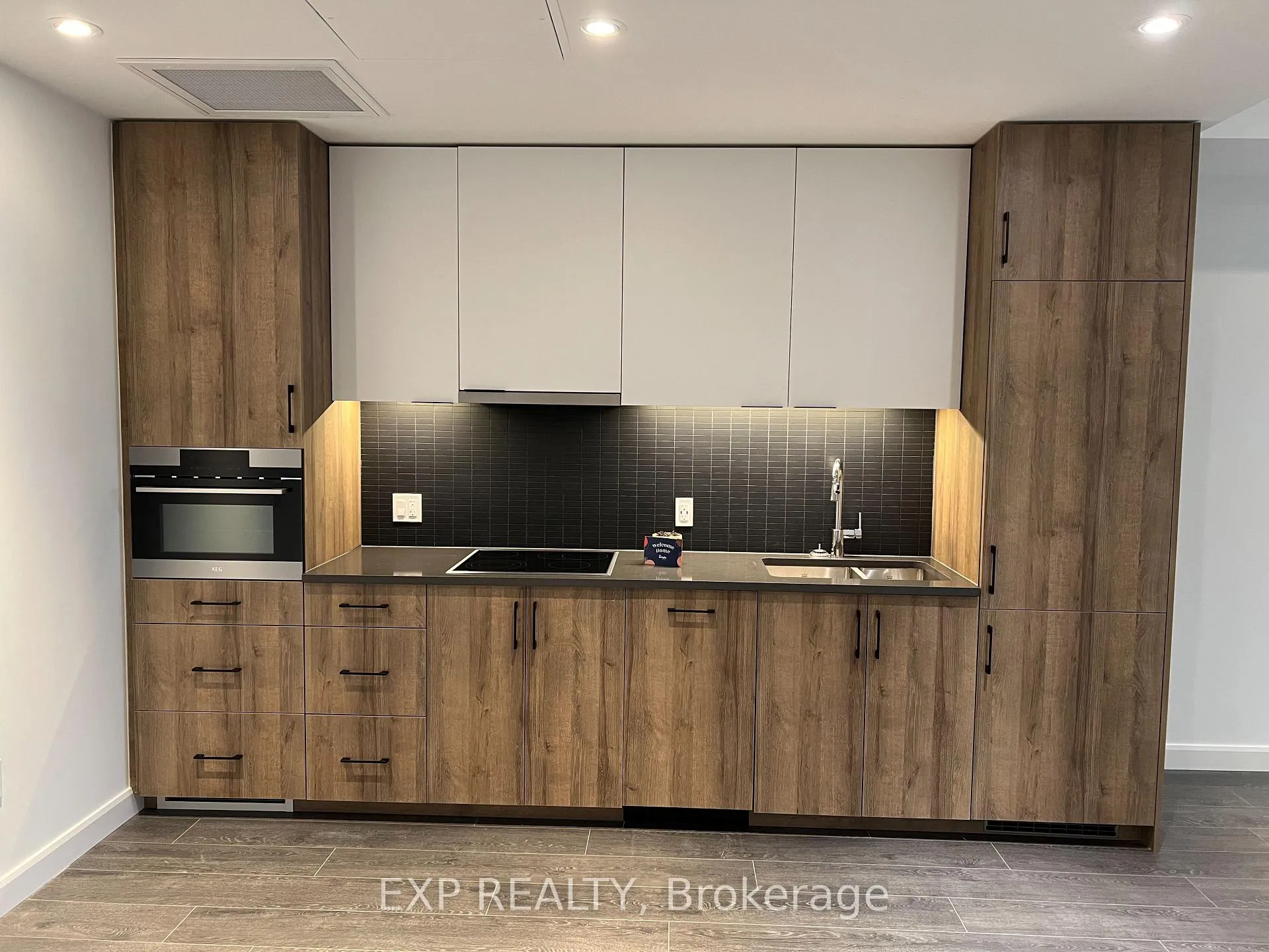 Photo 6 of Unit 705, 741 King Street W, Kitchener — HOMEH