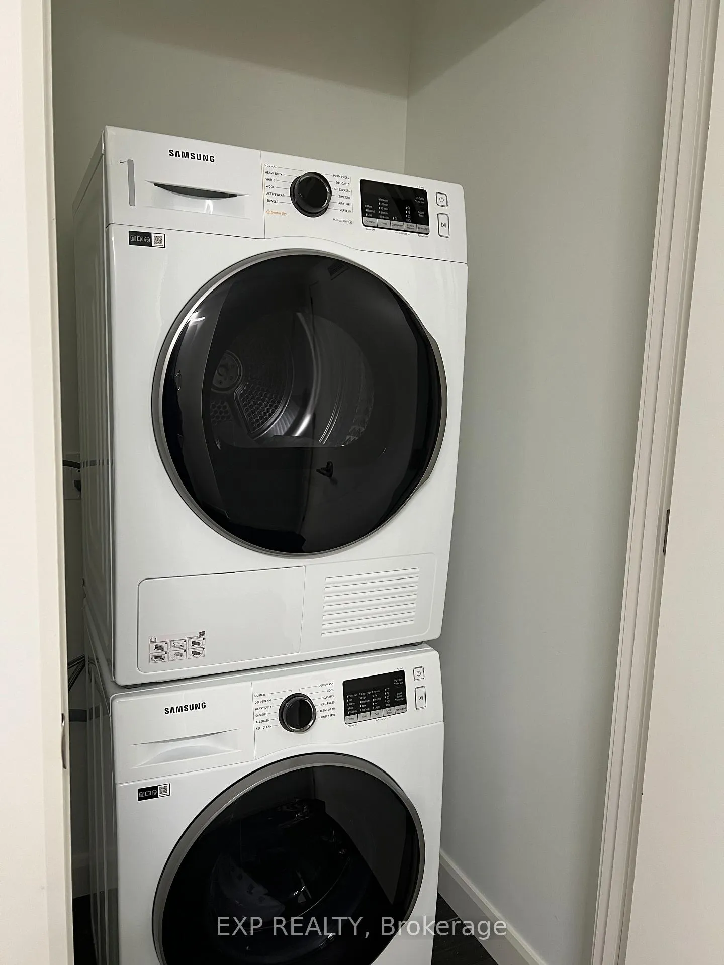 Photo 15 of Unit 705, 741 King Street W, Kitchener — HOMEH