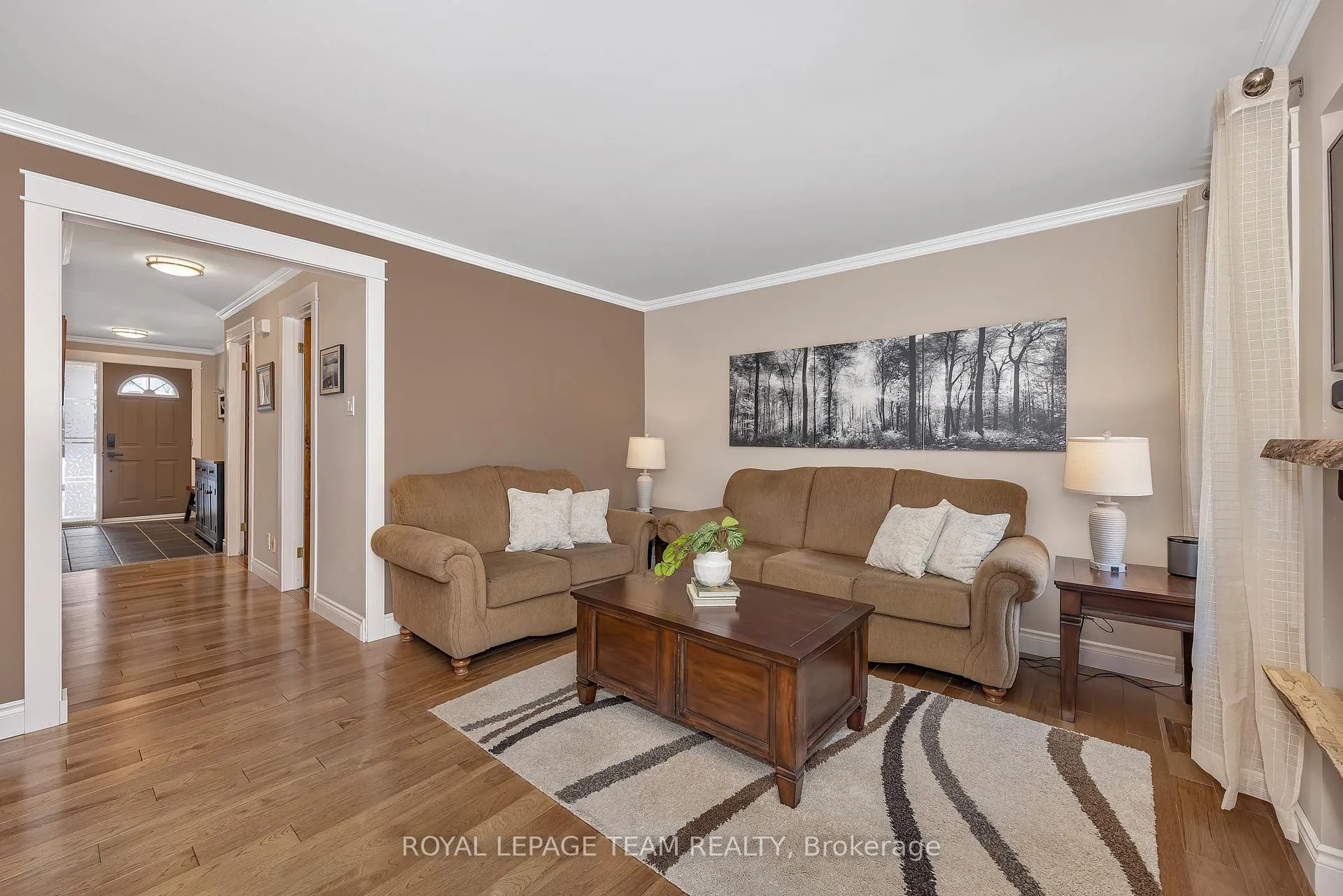 Photo 12 of 277 Park Grove Drive, Ottawa, Queenswood Heights South — HOMEH