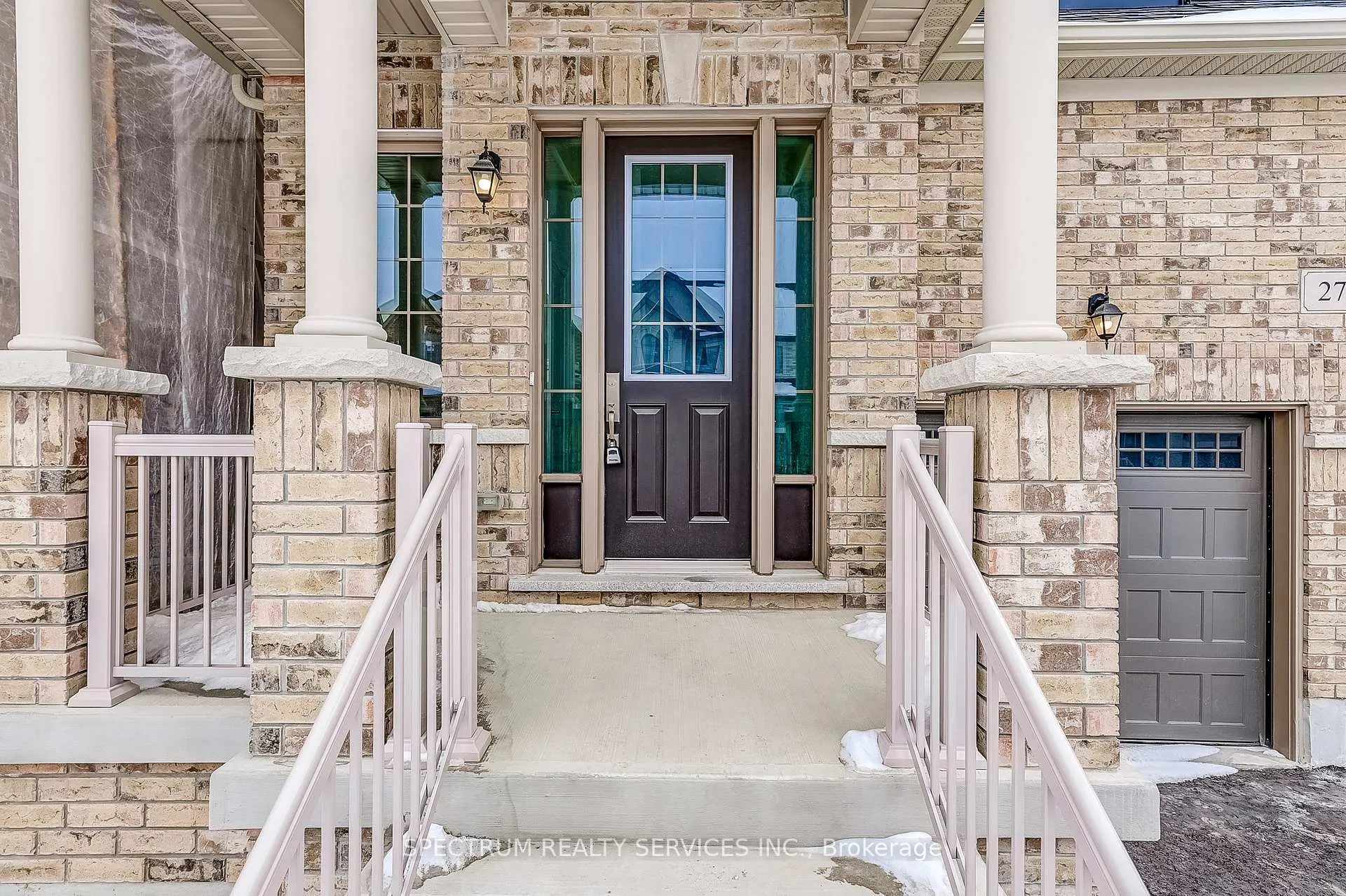Photo 3 of 27 Rogerson Street E, Clarington, Newcastle — HOMEH