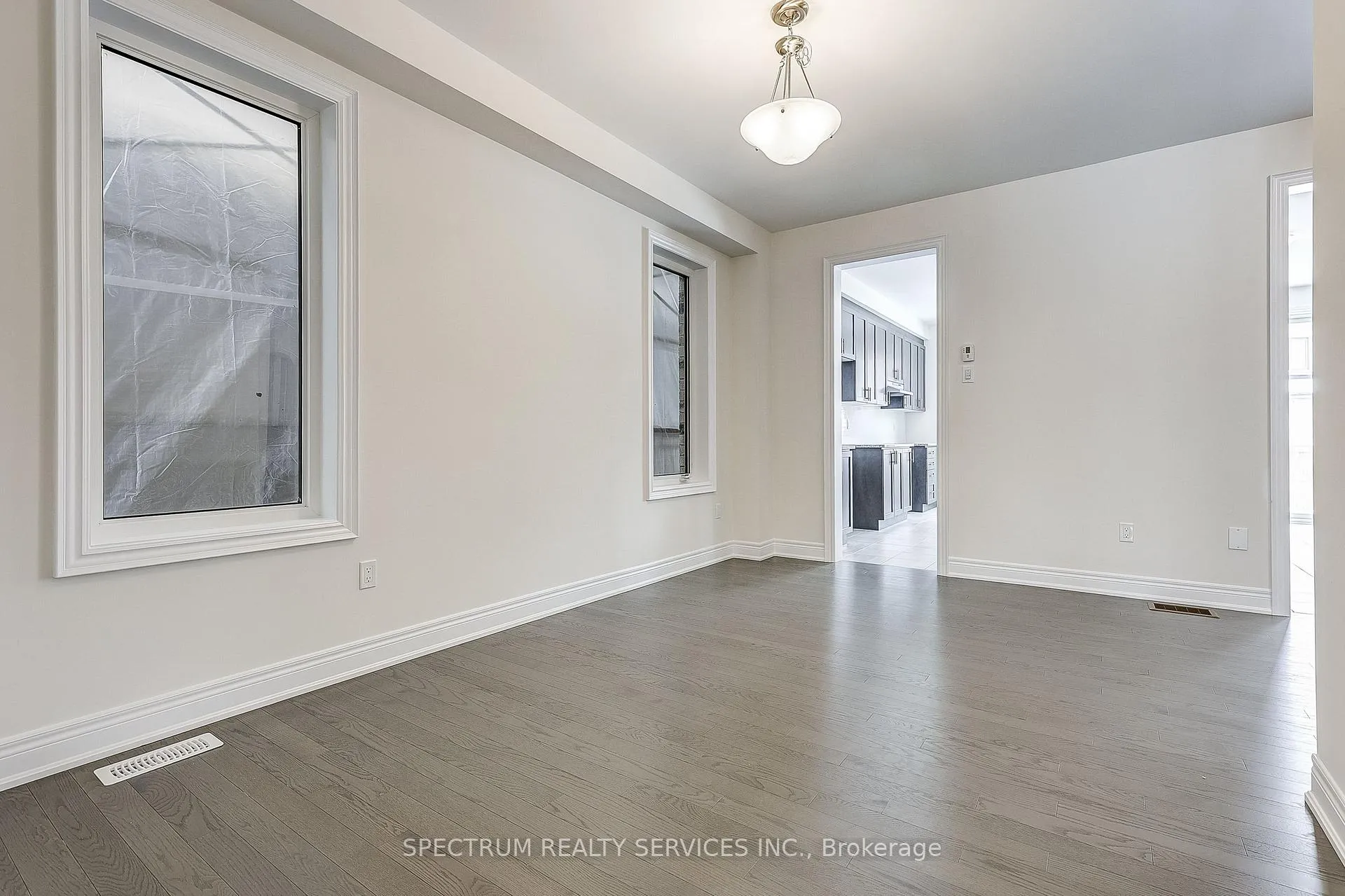 Photo 6 of 27 Rogerson Street E, Clarington, Newcastle — HOMEH