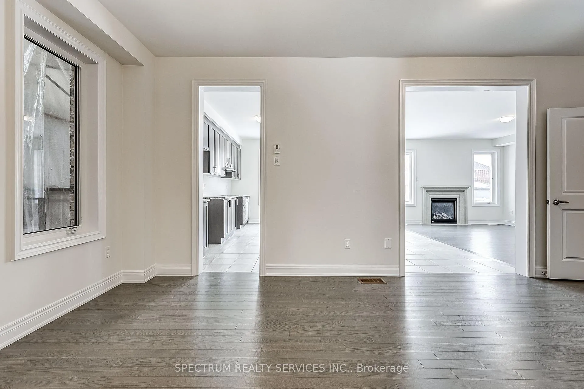 Photo 7 of 27 Rogerson Street E, Clarington, Newcastle — HOMEH