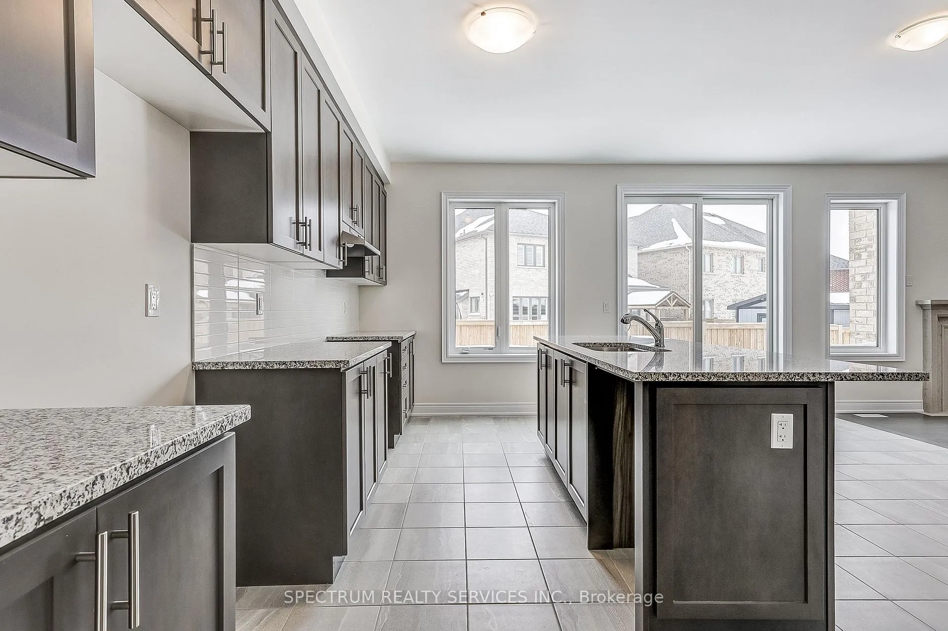 Photo 11 of 27 Rogerson Street E, Clarington, Newcastle — HOMEH
