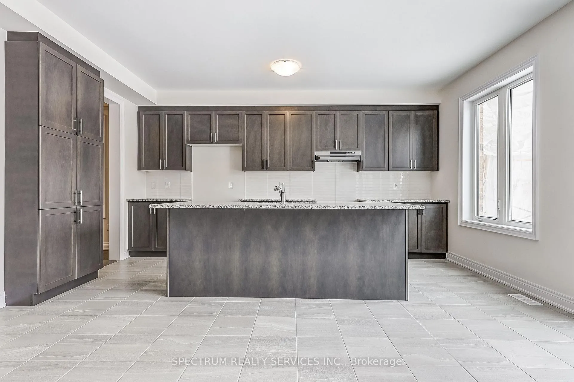Photo 13 of 27 Rogerson Street E, Clarington, Newcastle — HOMEH