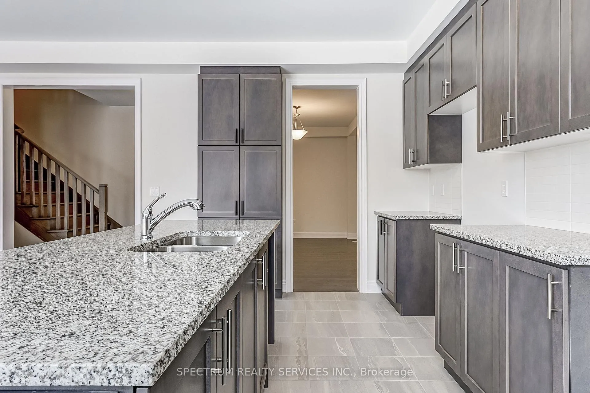 Photo 15 of 27 Rogerson Street E, Clarington, Newcastle — HOMEH