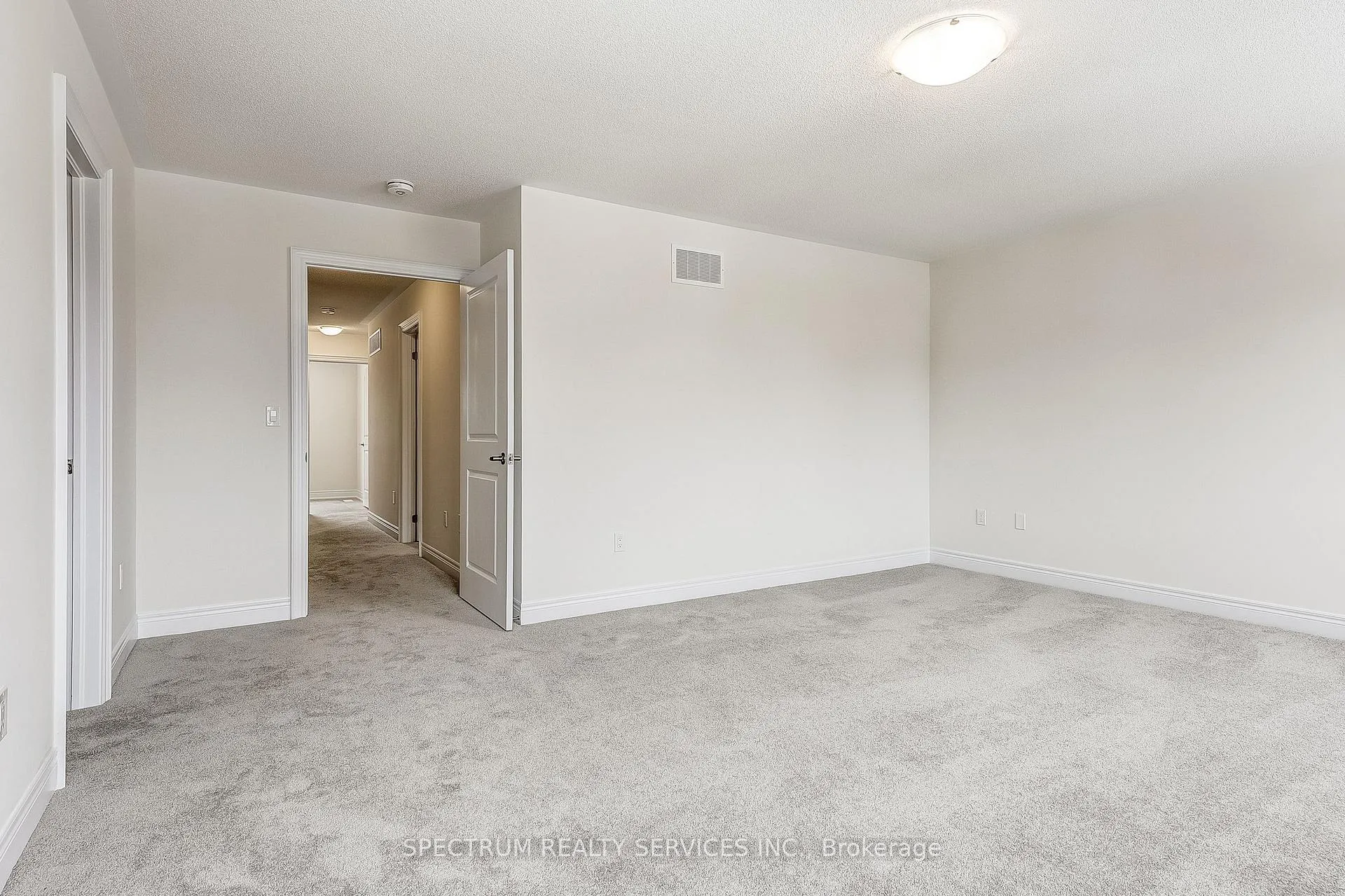 Photo 28 of 27 Rogerson Street E, Clarington, Newcastle — HOMEH