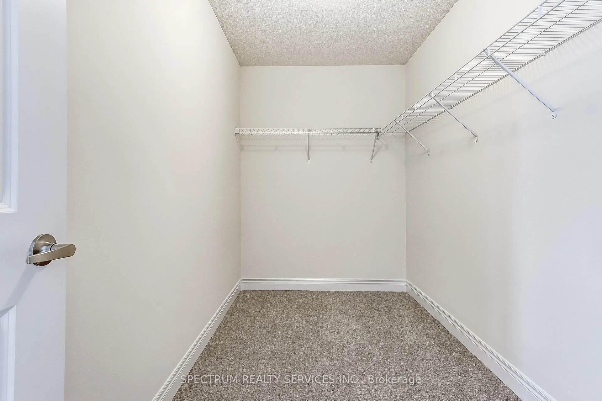 Photo 29 of 27 Rogerson Street E, Clarington, Newcastle — HOMEH