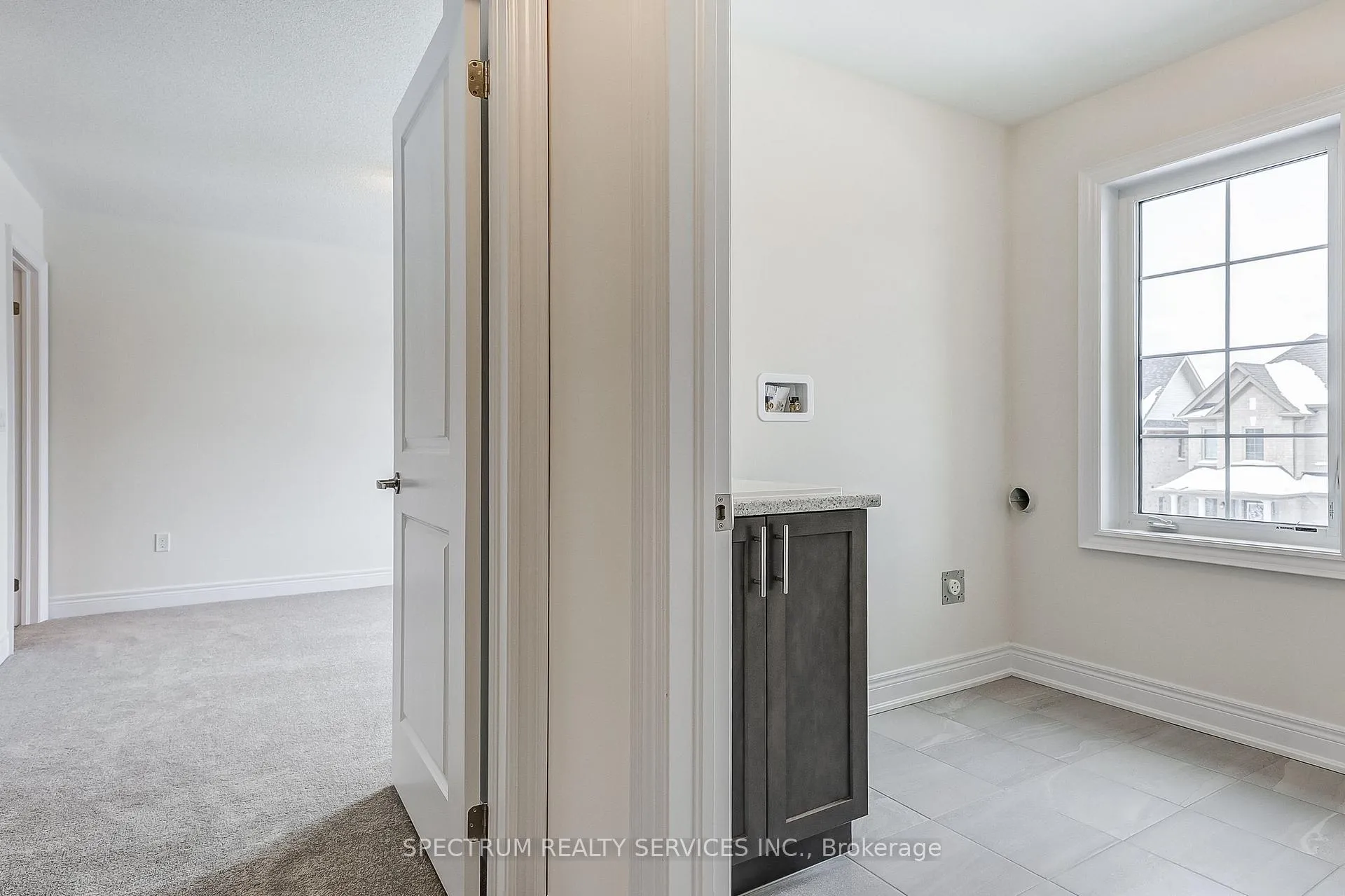 Photo 40 of 27 Rogerson Street E, Clarington, Newcastle — HOMEH