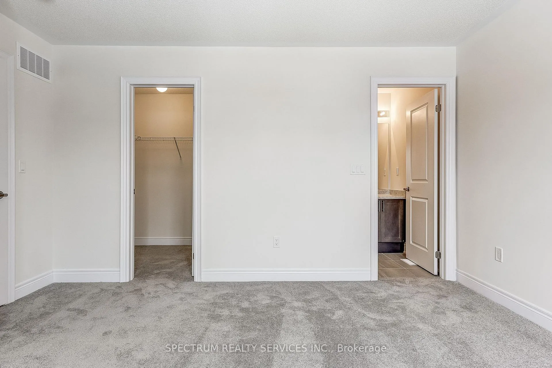 Photo 43 of 27 Rogerson Street E, Clarington, Newcastle — HOMEH